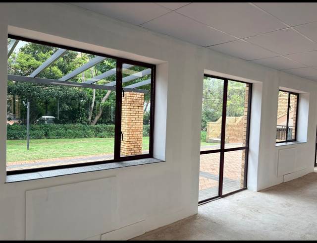 400M² OFFICE TO LET IN VORNA VALLEY
